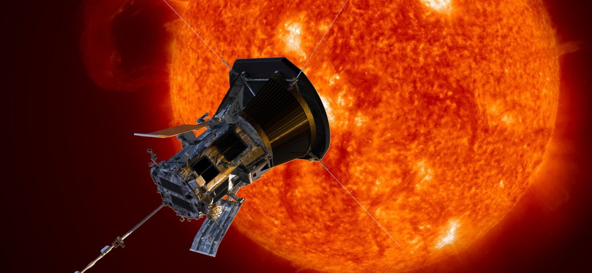 nasa-spacecraft-touches-the-sun-for-the-first-time-and-lives-to-tell-the-story-176559_1